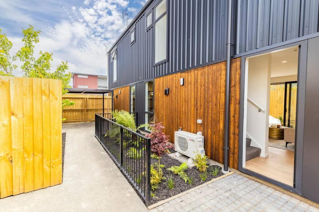 Cosy Central Home - Walk To Cbd & Free Escooters! Christchurch Eksteriør billede