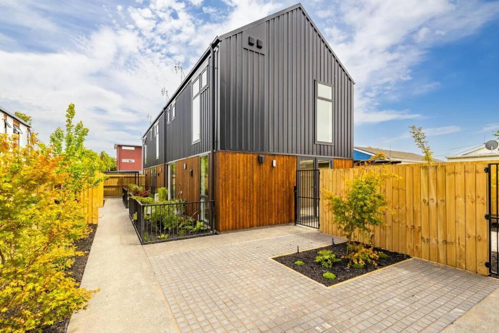 Cosy Central Home - Walk To Cbd & Free Escooters! Christchurch Eksteriør billede
